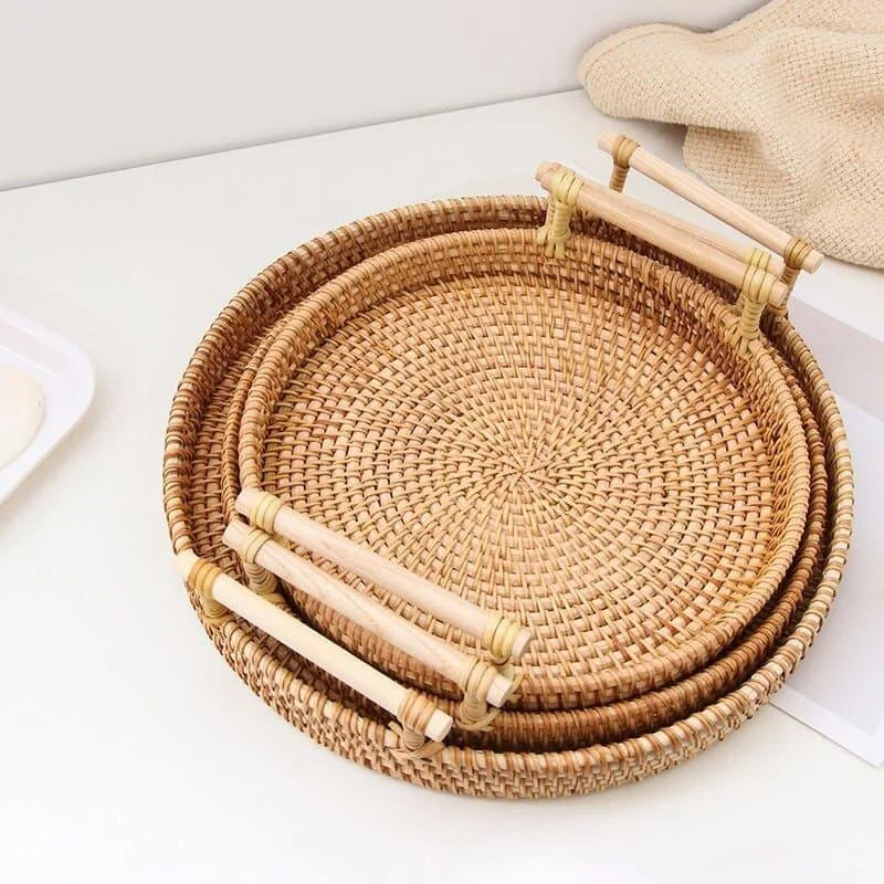 Bandeja Redonda de Vime em Rattan Feita à Mão para Mesa e Decoração Lenogue