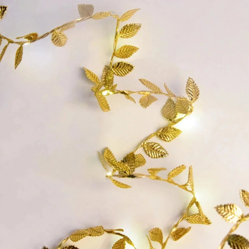 Cordão de Luzes Led Decorativo com Folhas Douradas Lenogue Dourado