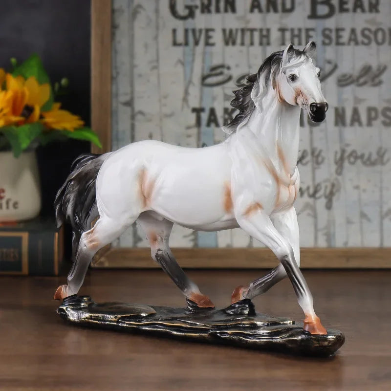Escultura Cavalo em Resina Estilo Chinês Pose Galope Lenogue