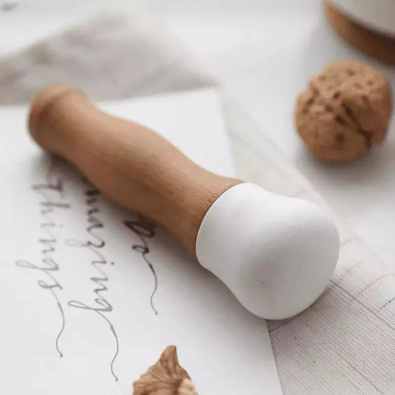 Pilão e Macerador de Cerâmica com Base Madeira para Cozinha Lenogue