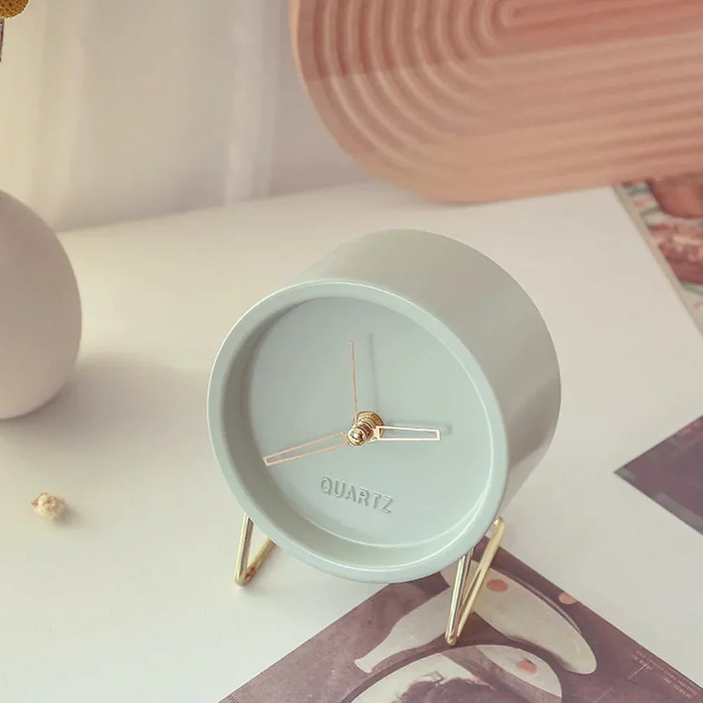 Relógio de Mesa Metálico Estilo Nórdico para Escritório e Quarto Lenogue Verde