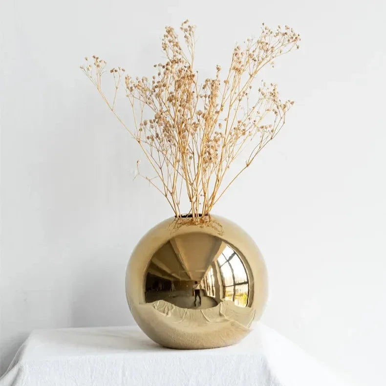 Vaso Decorativo de Cerâmica Dorée Esférico Banhado a Ouro Lenogue