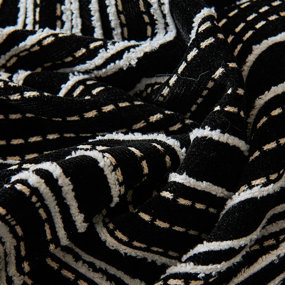 Capa para Sofá Chenille Cinza Escuro com Listras Decorativas em Peça única Lenogue