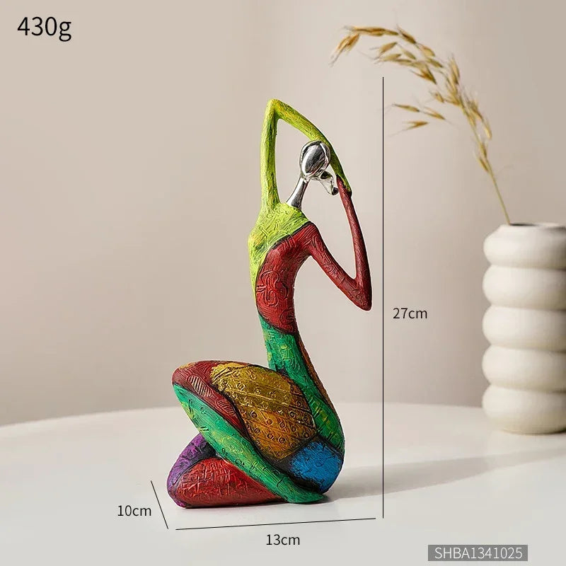 Escultura Abstrata Estilo Nórdico em Resina para Decoração Lenogue