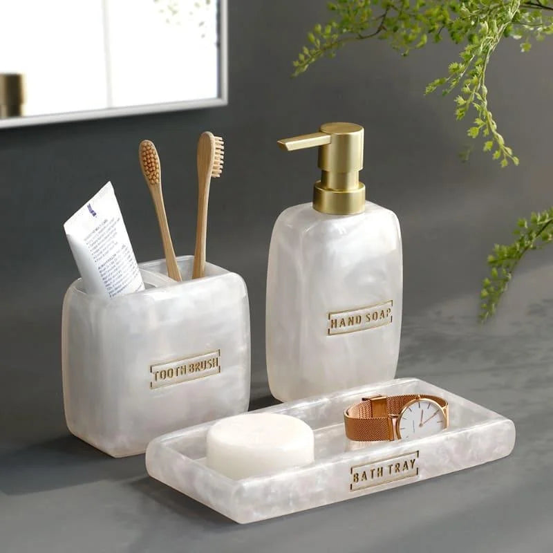 Kit para Banheiro Resina Dourado com Dispenser e Porta Escova 3 Peças Lenogue Branco Pérola