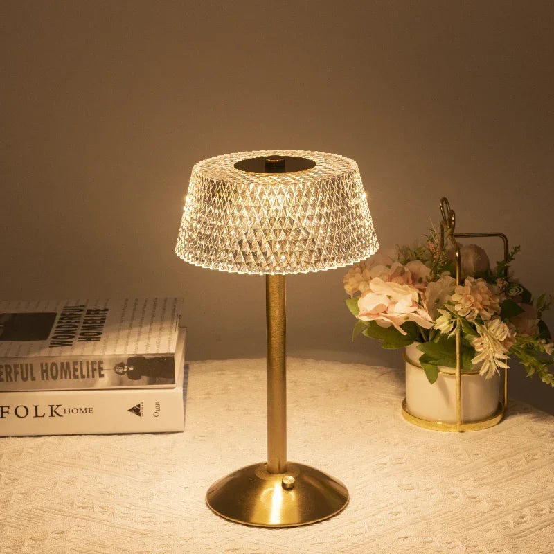 Luminária Led Europeia com Dimer Usb para Quarto e Bar Lenogue Dourado
