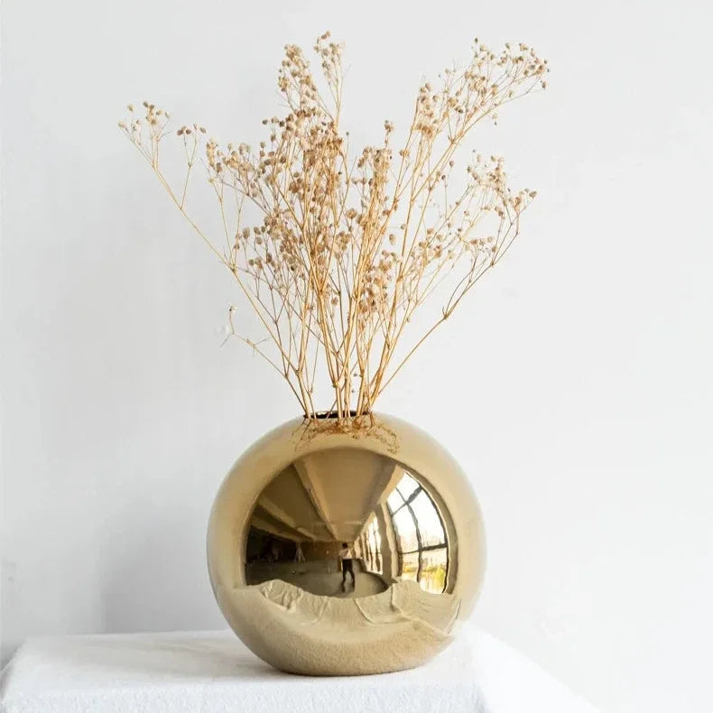 Vaso Decorativo de Cerâmica Dorée Esférico Banhado a Ouro Lenogue